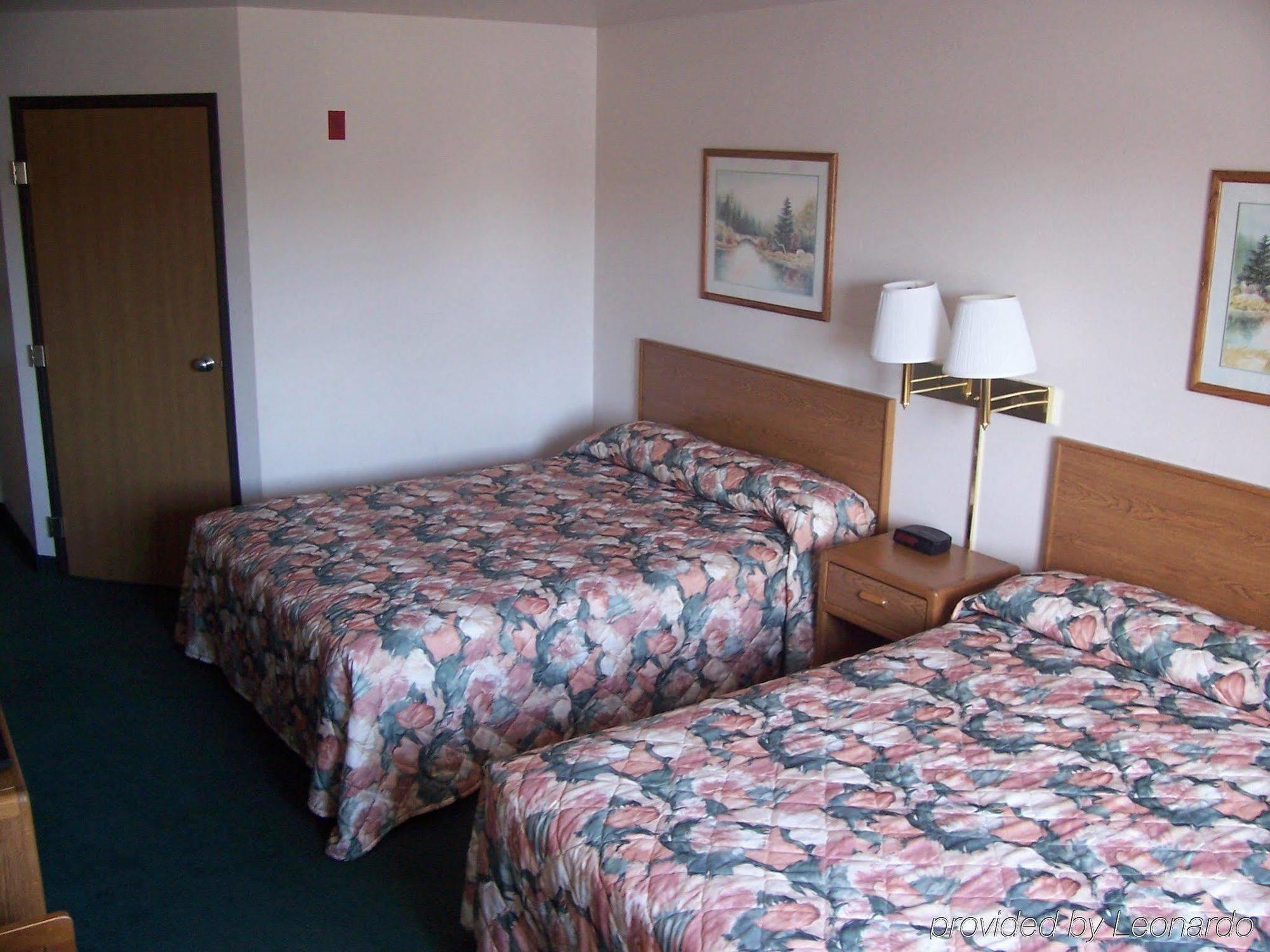 Budget Host Inn & Suites North Branch Oda fotoğraf